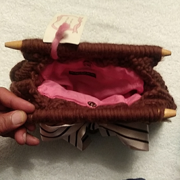 Margaret Nicole New York City - Hand Knit Handbag - Picture 6 of 8